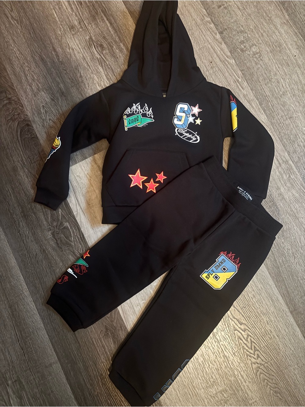 Black Kids Graphic Patch Jogger Sweatpants - Stylish Casual Playwear